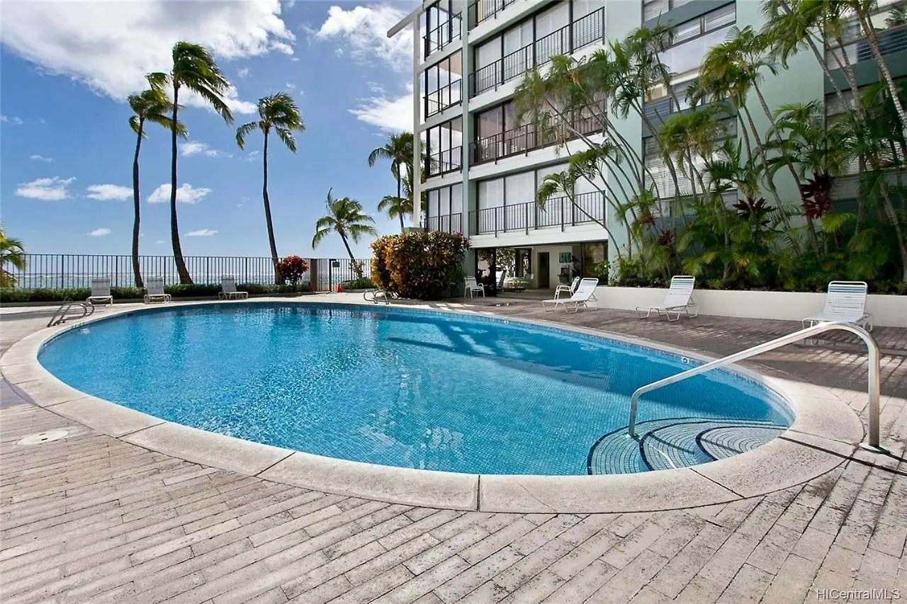 Huge Kahala Beach 2Bd And 2Ba With Kitchen Car & Parking Honolulu 5*,  ABD